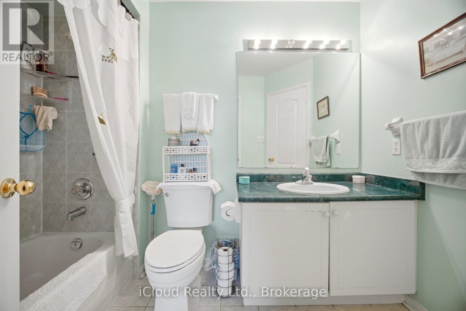6332 Glen Meadows Road, Mississauga, ON