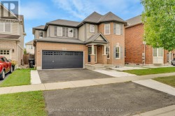 135 BALDWIN DRIVE Cambridge, ON N3C 0B4