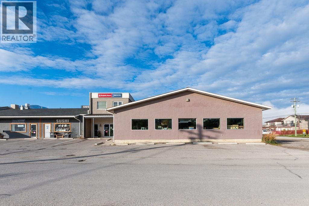335 3Rd Avenue, Invermere, BC