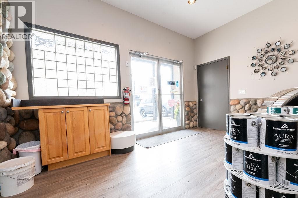 335 3Rd Avenue, Invermere, BC