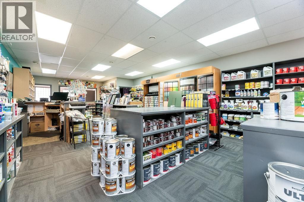335 3Rd Avenue, Invermere, BC