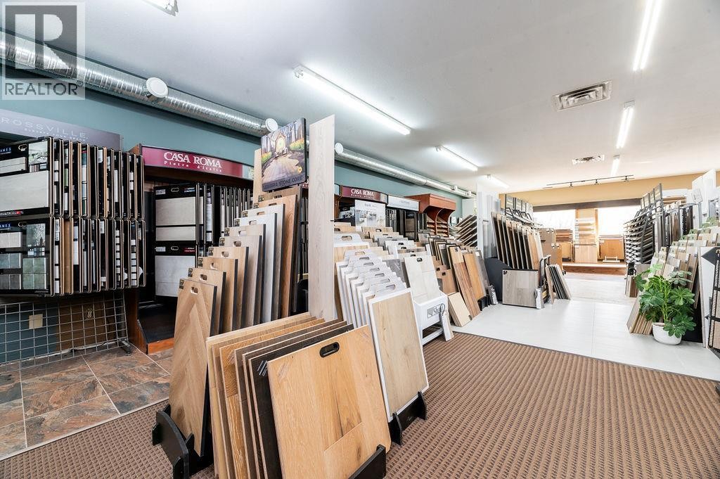 335 3Rd Avenue, Invermere, BC