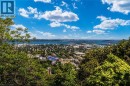 91 Mountain Park Avenue, Hamilton, ON 