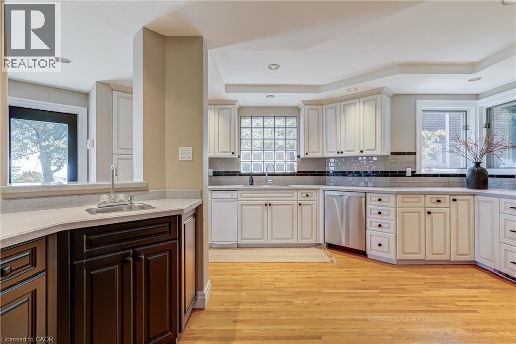 91 Mountain Park Avenue, Hamilton, ON