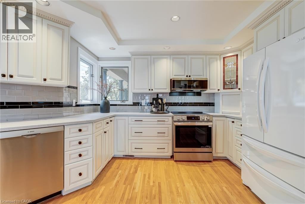 91 Mountain Park Avenue, Hamilton, ON