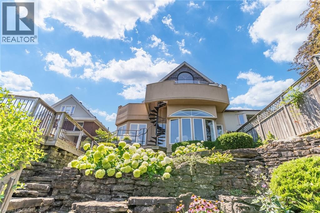 91 Mountain Park Avenue, Hamilton, ON