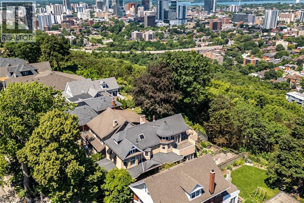 91 Mountain Park Avenue, Hamilton, ON