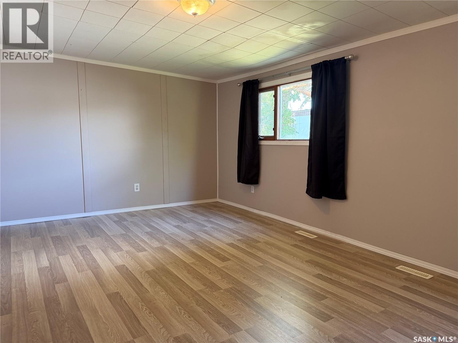 104 4Th Avenue, Melfort, SK