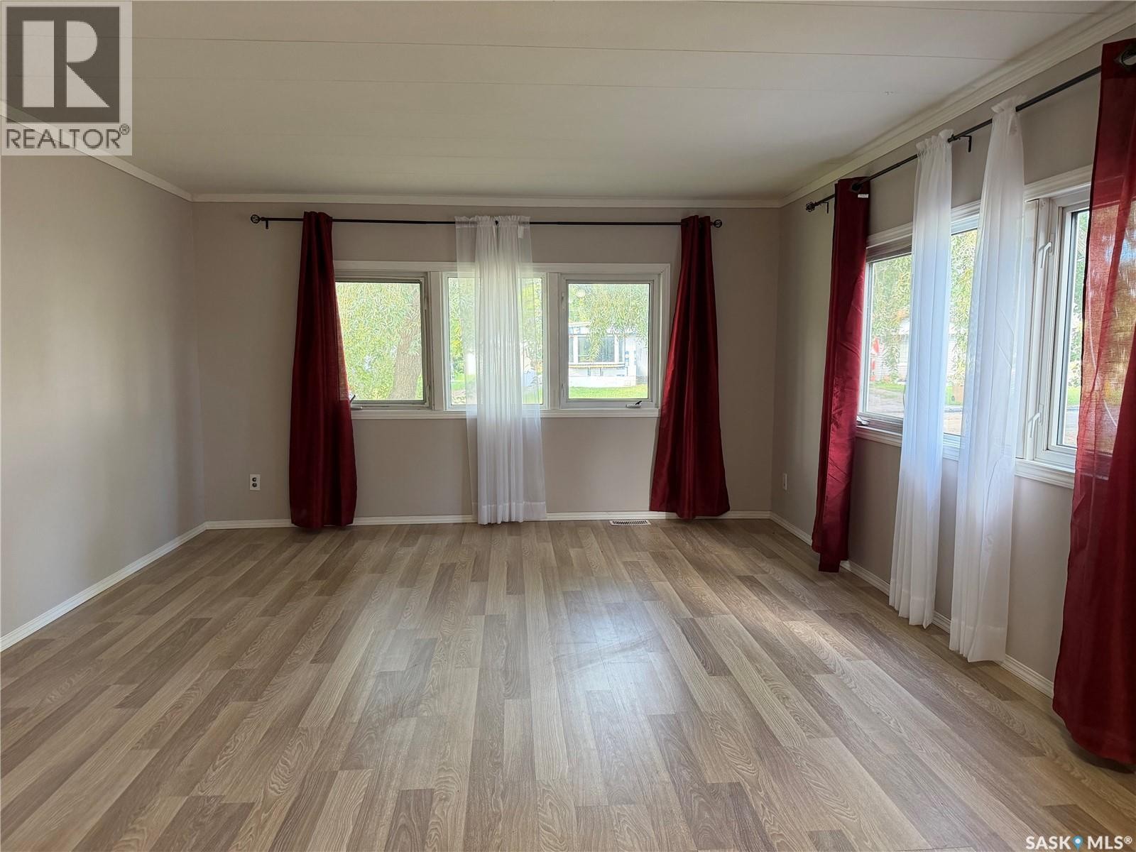 104 4Th Avenue, Melfort, SK