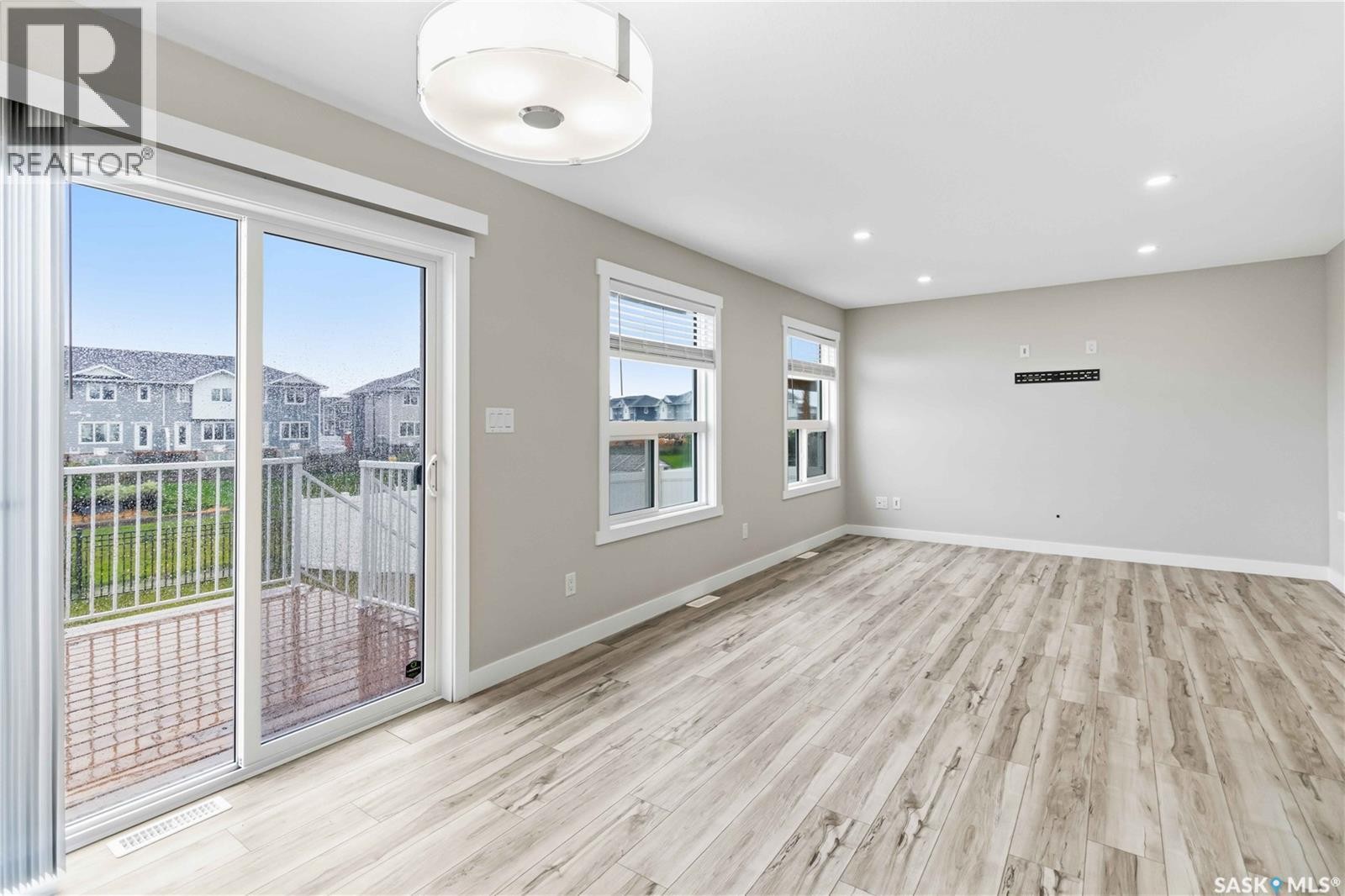 422 Myles Heidt Manor, Saskatoon, SK