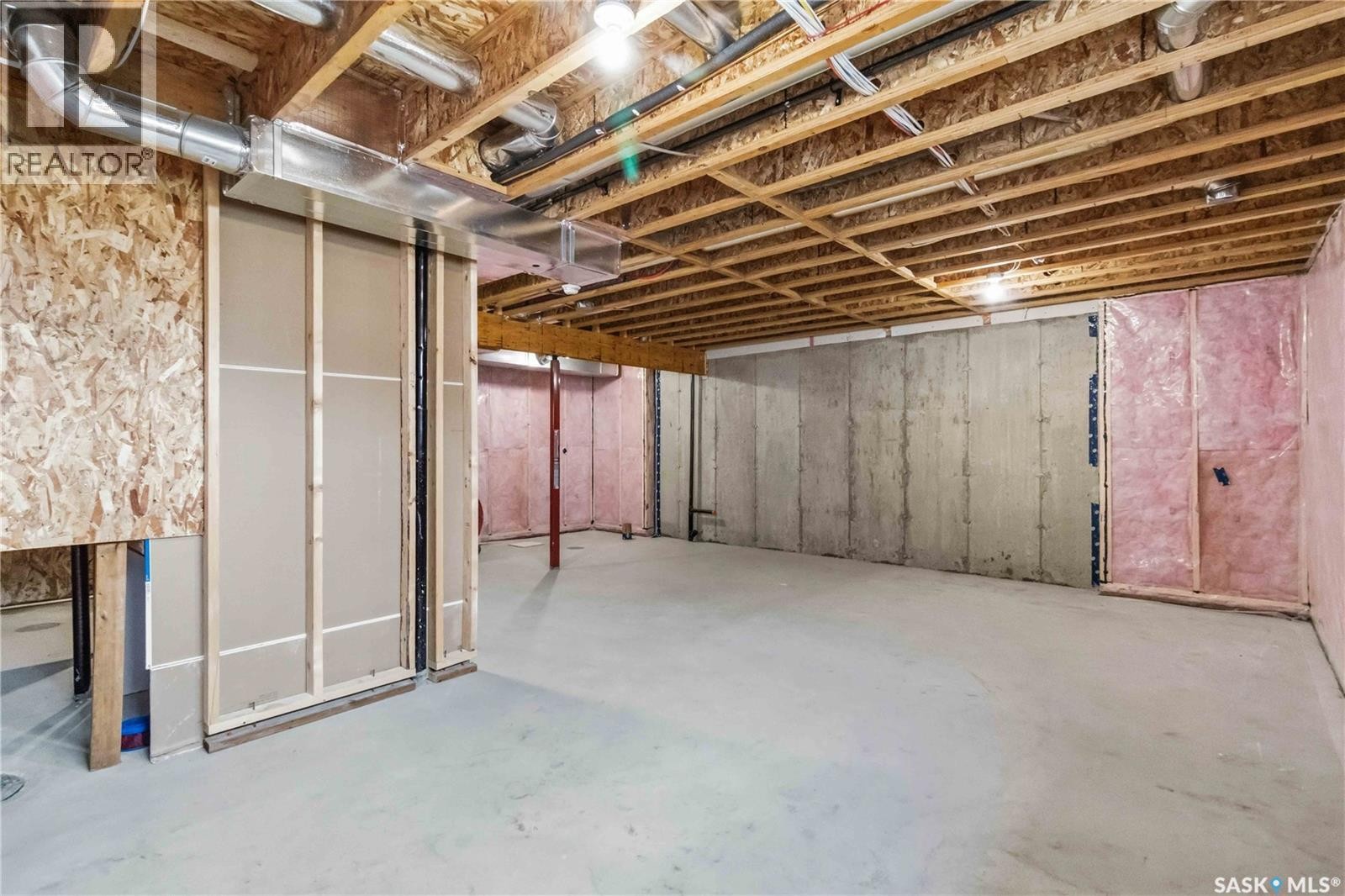 422 Myles Heidt Manor, Saskatoon, SK