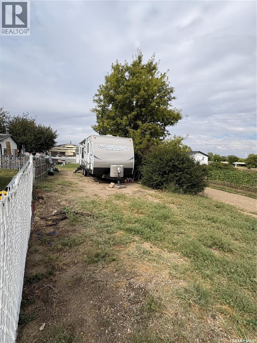 49 14Th Avenue Se, Swift Current, SK