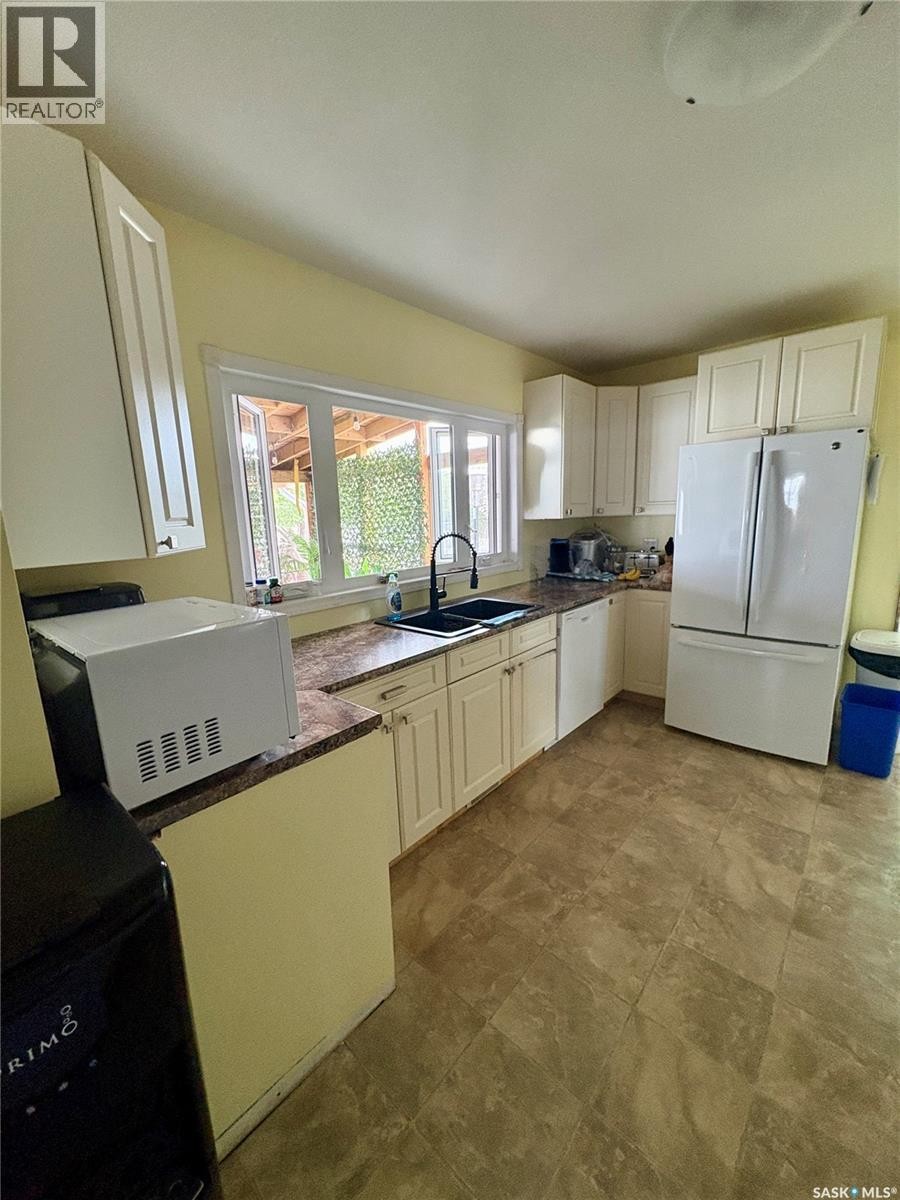 49 14Th Avenue Se, Swift Current, SK