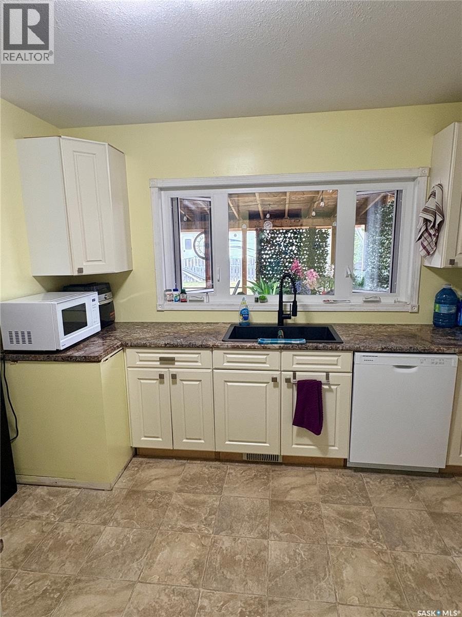 49 14Th Avenue Se, Swift Current, SK