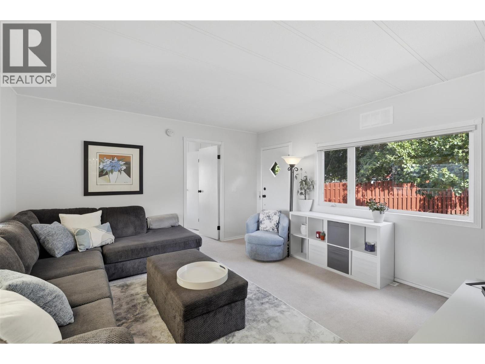 6941 Watson Drive E, Kamloops, BC