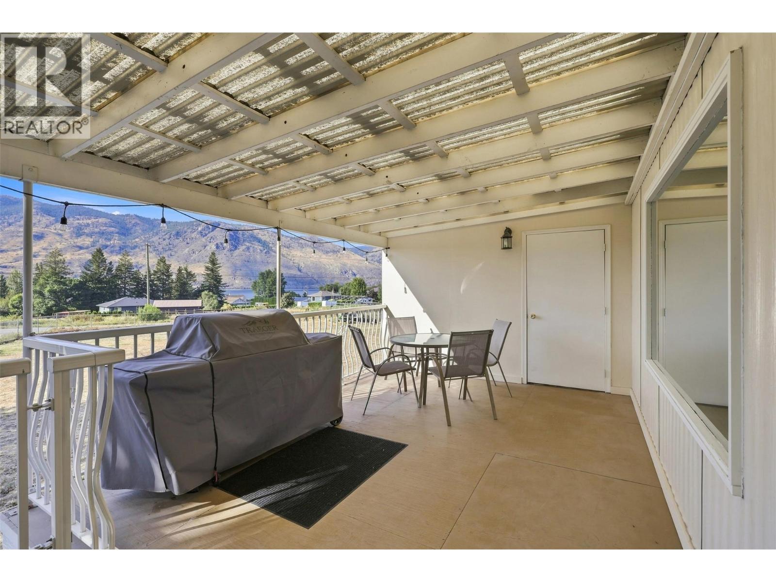 6941 Watson Drive E, Kamloops, BC