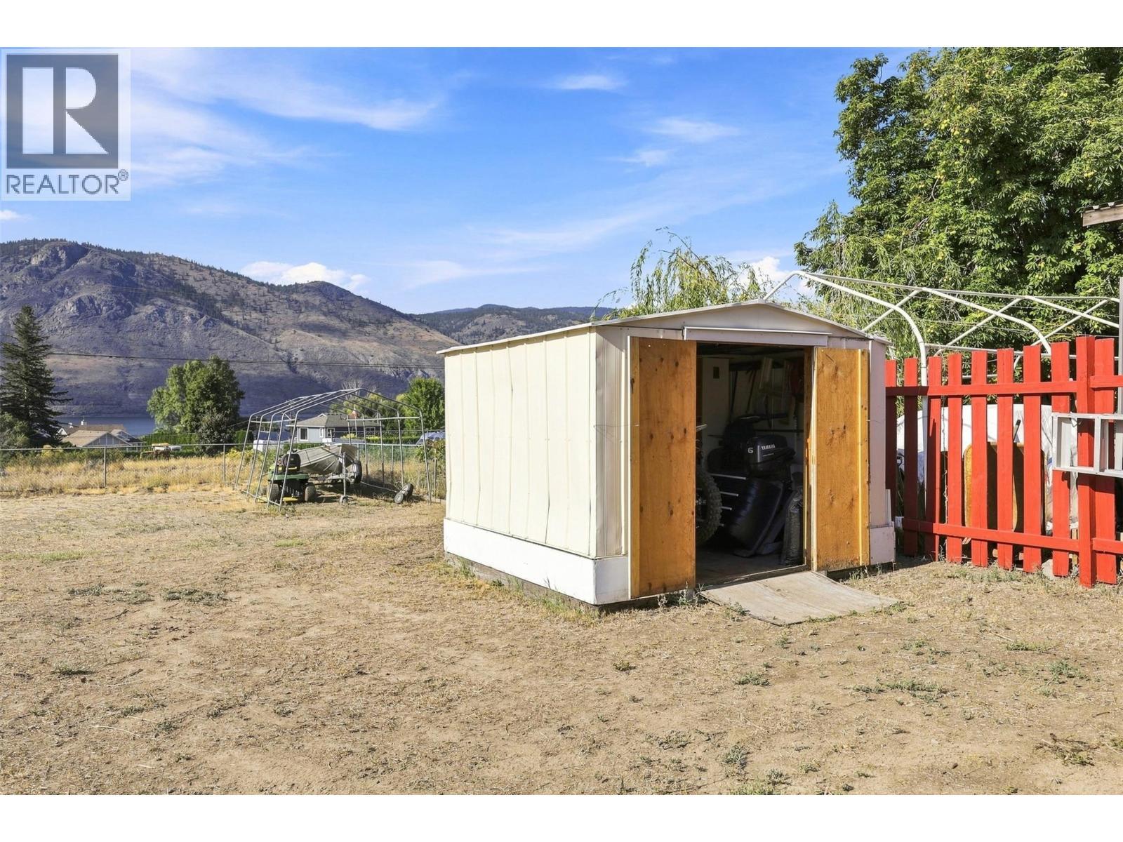 6941 Watson Drive E, Kamloops, BC