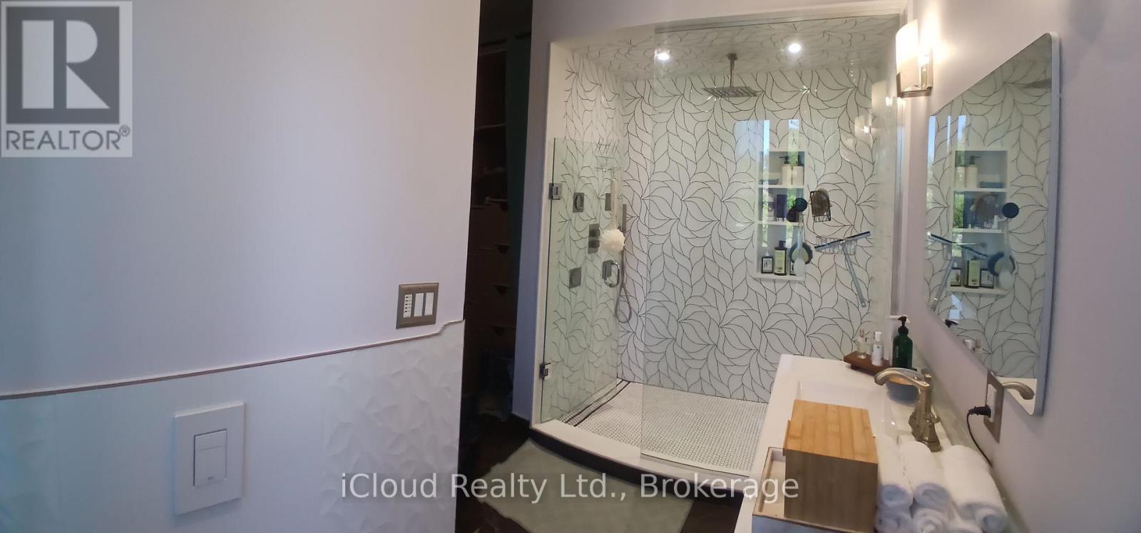 2216 Champlain Road, Tiny, ON