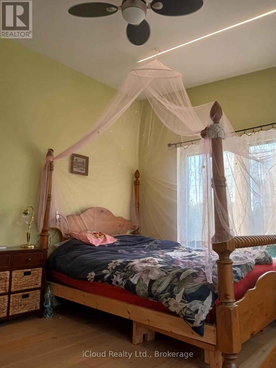 2216 Champlain Road, Tiny, ON