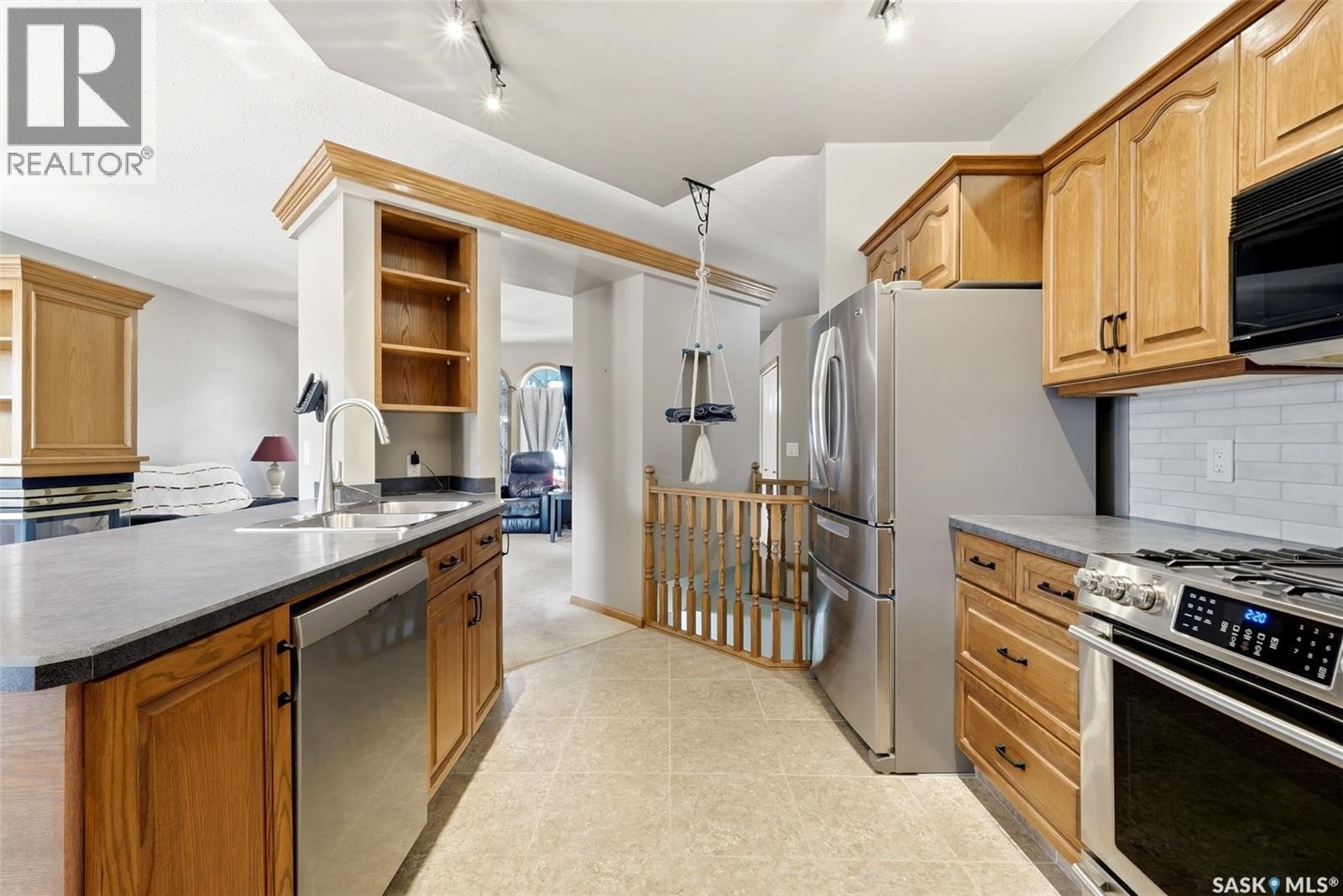 7335 8Th Avenue, Regina, SK