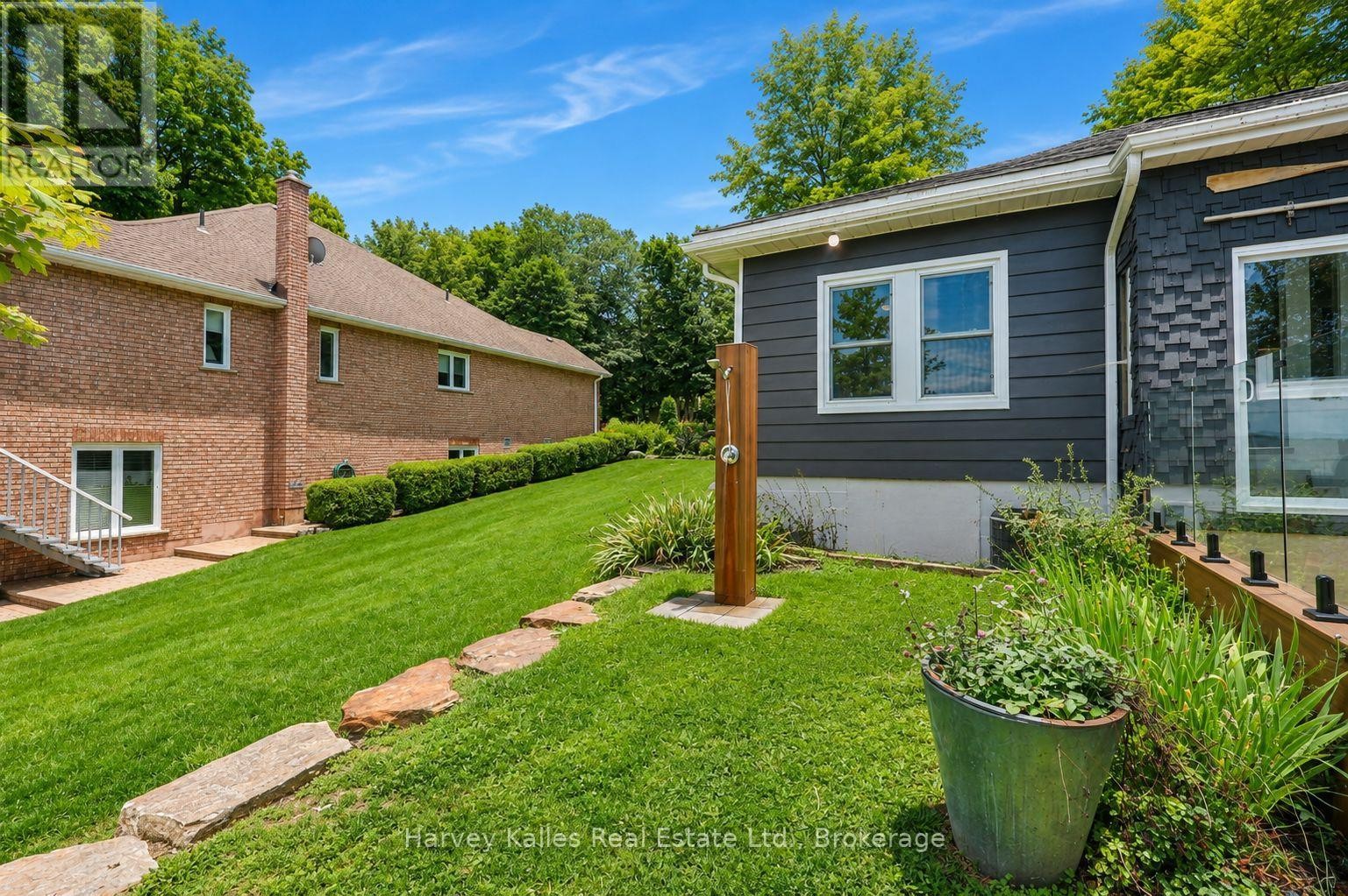 1515 Champlain Road, Tiny, ON