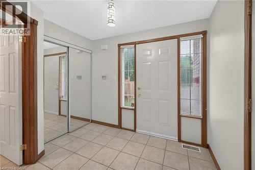33 Brantdale Avenue, Hamilton, ON 