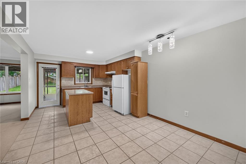 33 Brantdale Avenue, Hamilton, ON