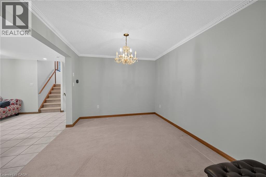 33 Brantdale Avenue, Hamilton, ON