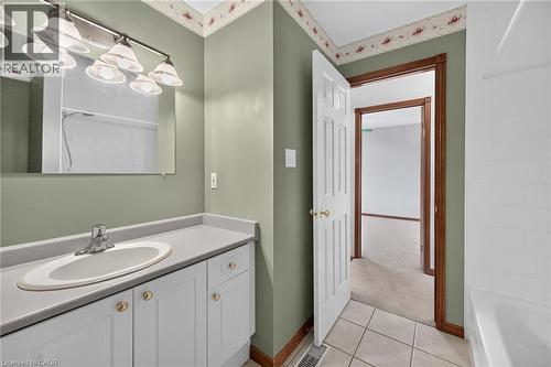 33 Brantdale Avenue, Hamilton, ON 