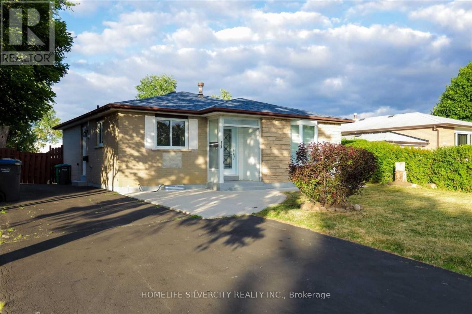 169 Folkstone Crescent, Brampton, ON