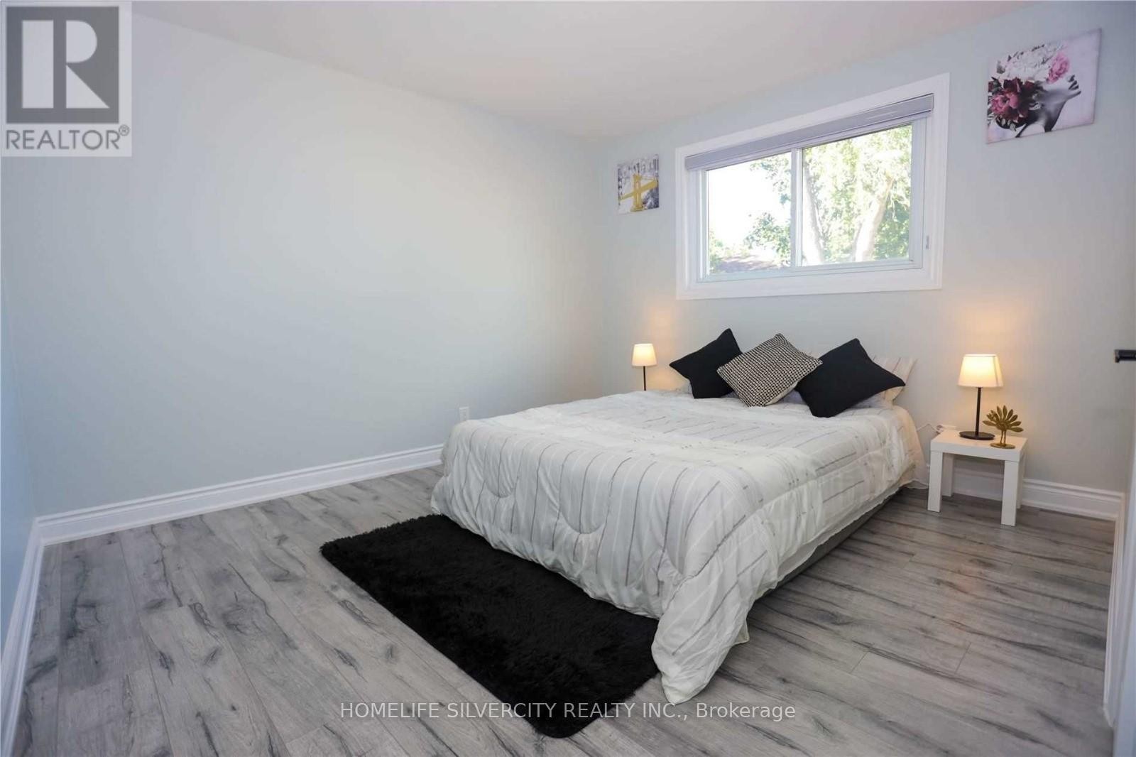 169 Folkstone Crescent, Brampton, ON