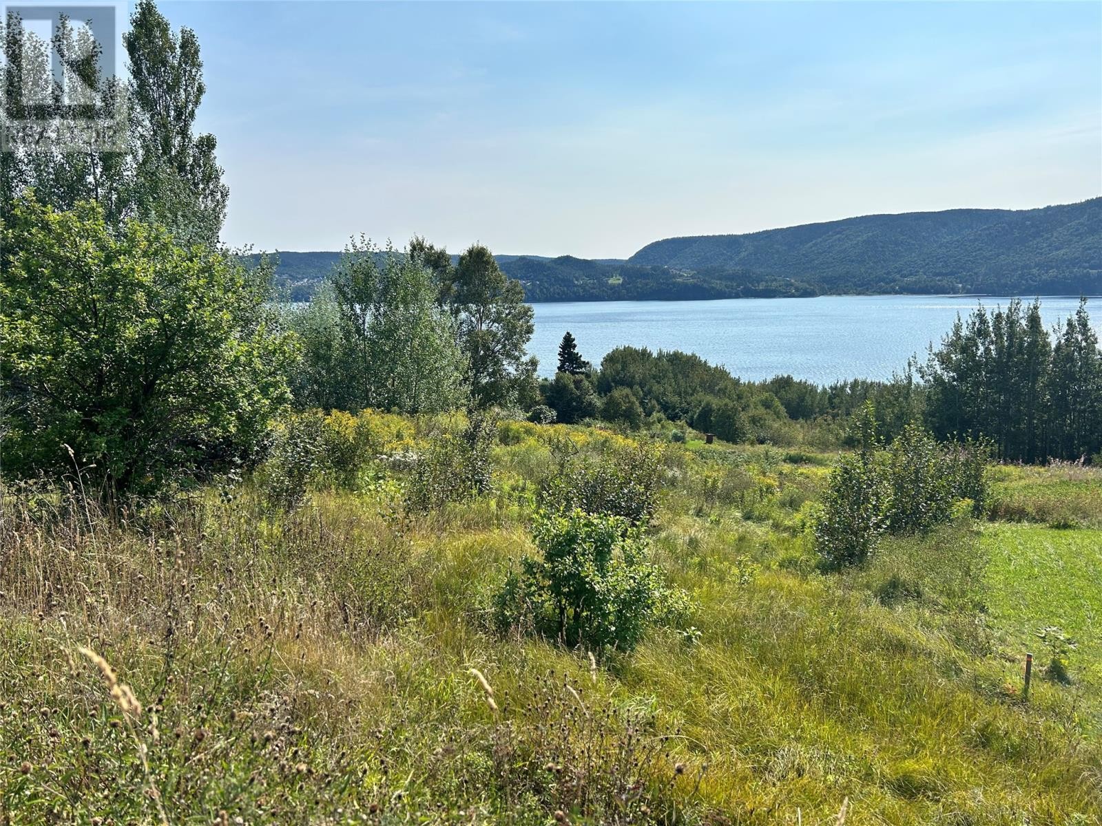 163 North Shore Highway, Meadows, NL
