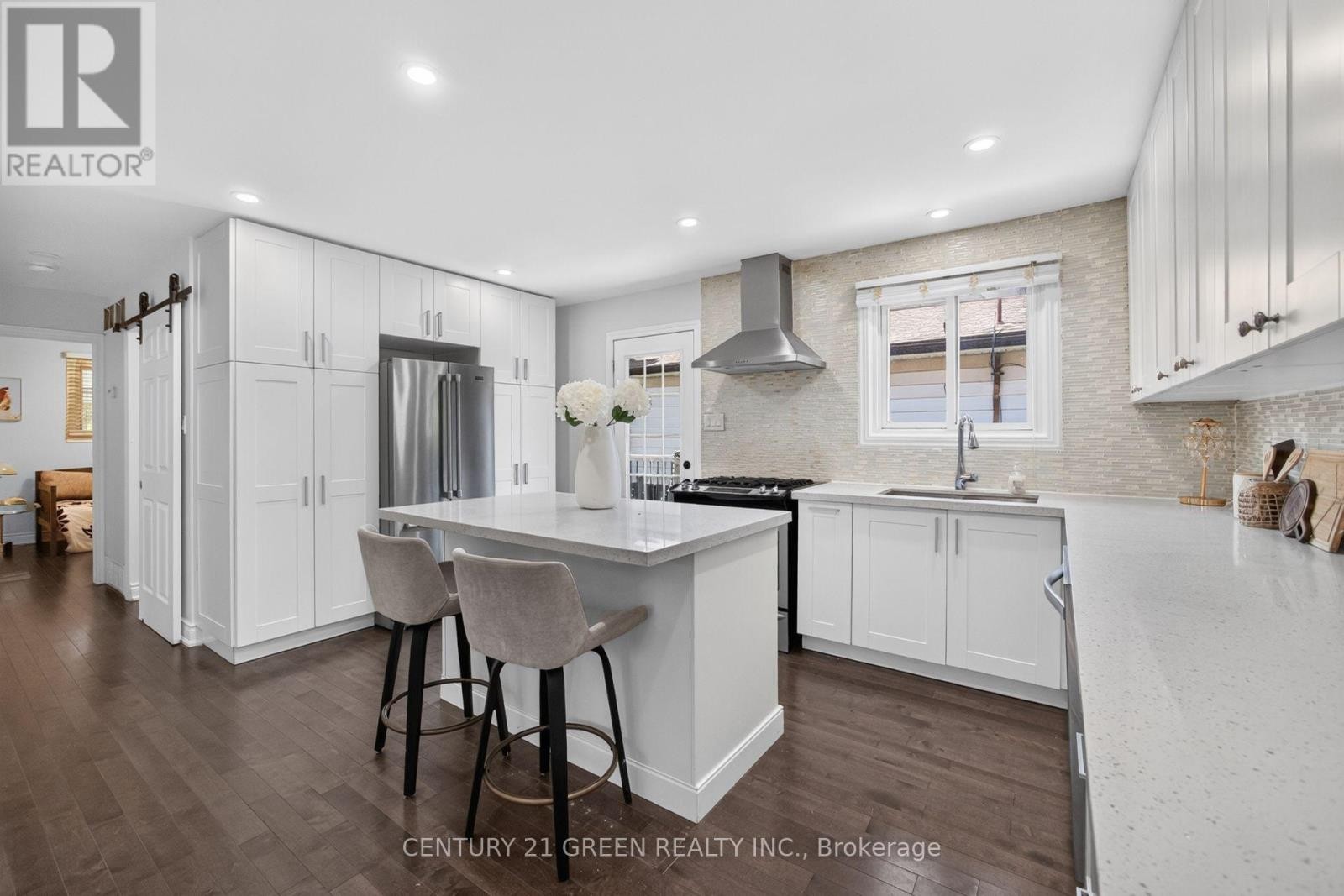22 Quaker Crescent, Hamilton, ON