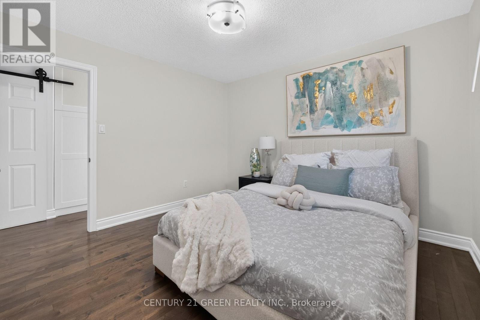 22 Quaker Crescent, Hamilton, ON