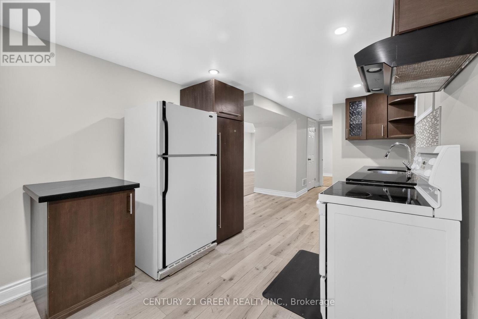 22 Quaker Crescent, Hamilton, ON