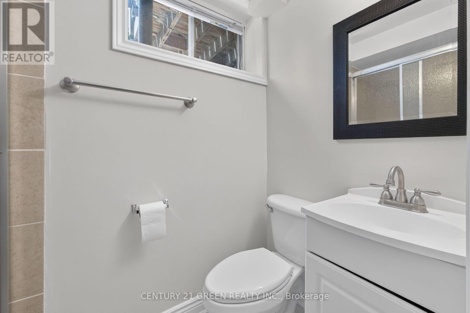 22 Quaker Crescent, Hamilton, ON