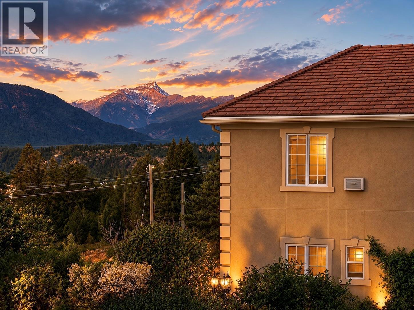 456 Lakeview Road, Invermere, BC
