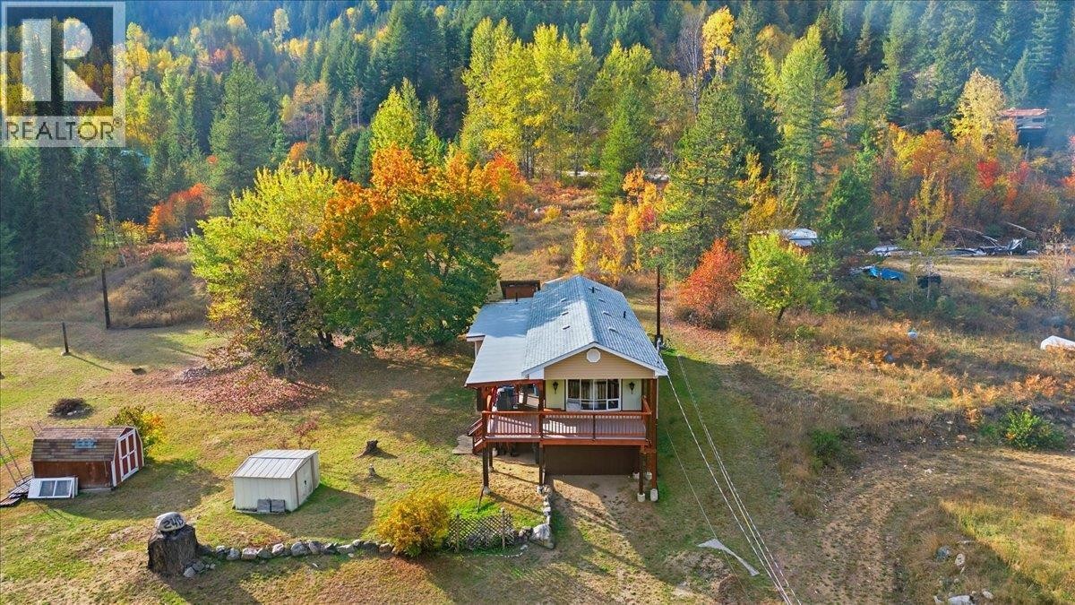 2413 Doukhobour Road, Castlegar, BC