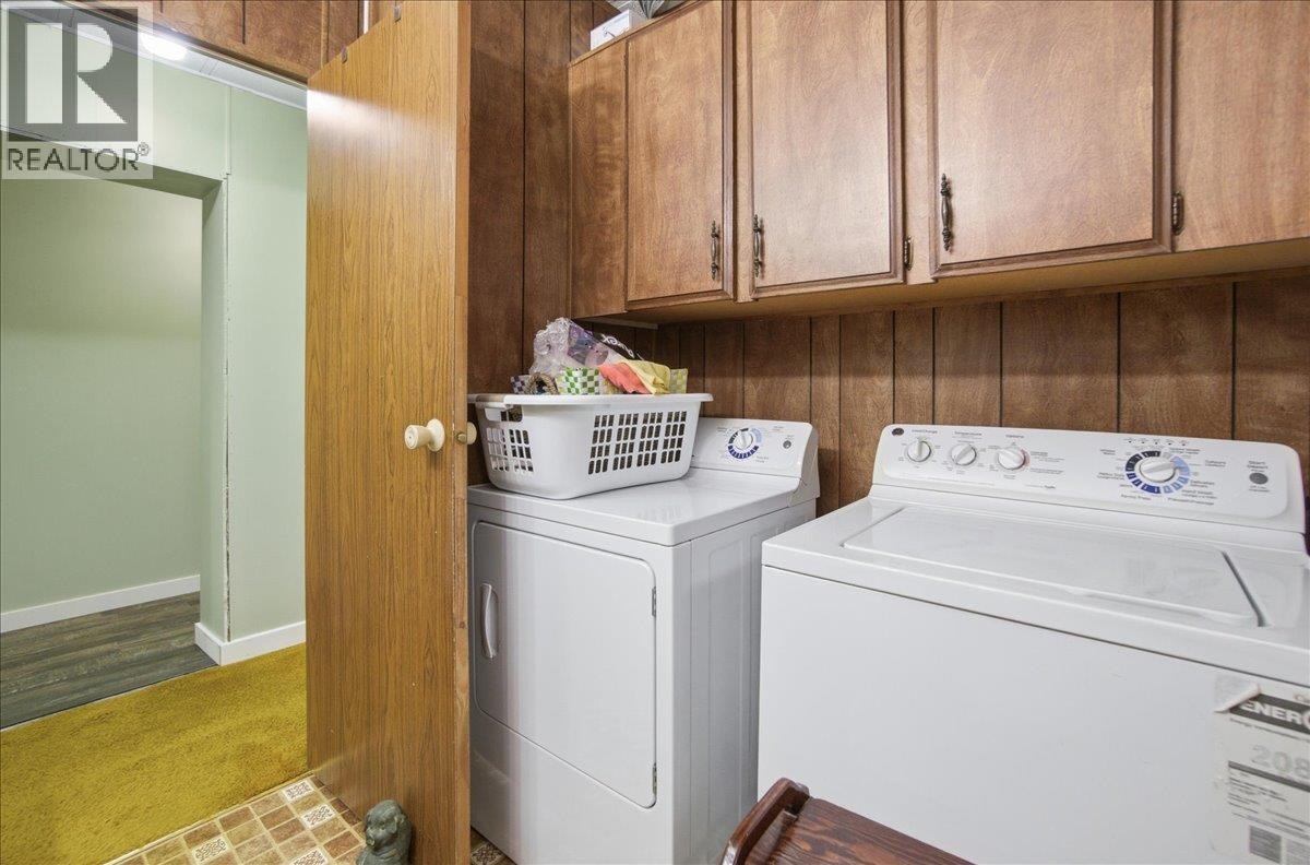 2413 Doukhobour Road, Castlegar, BC