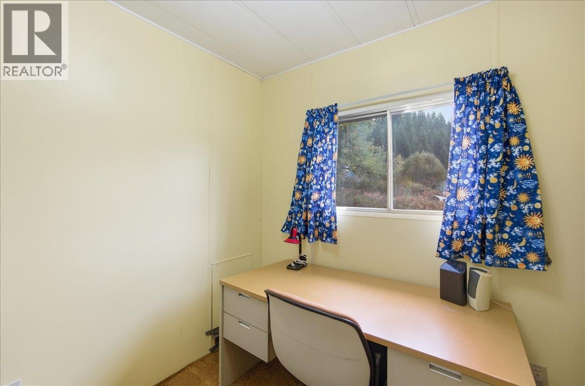 2413 Doukhobour Road, Castlegar, BC
