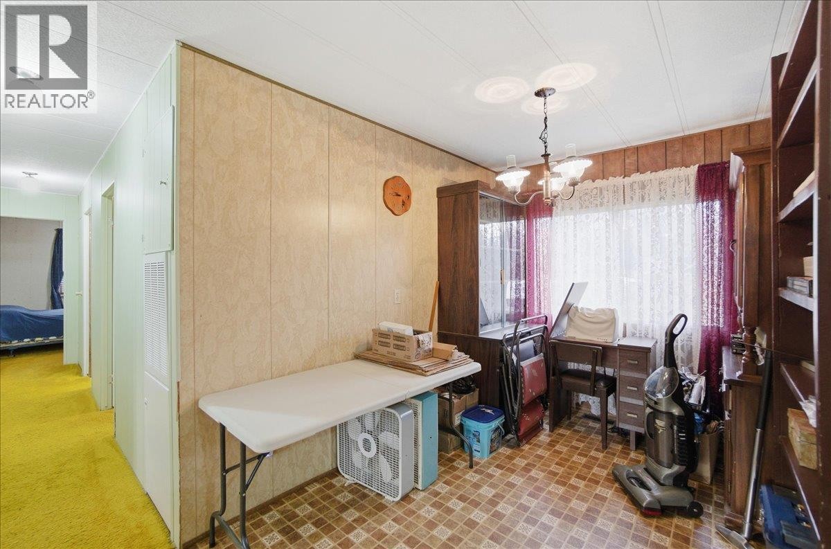 2413 Doukhobour Road, Castlegar, BC