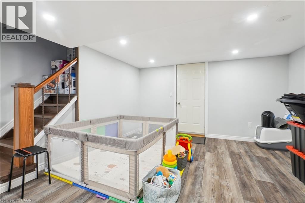 13 Beaucourt Place Unit# Lower, Hamilton, ON