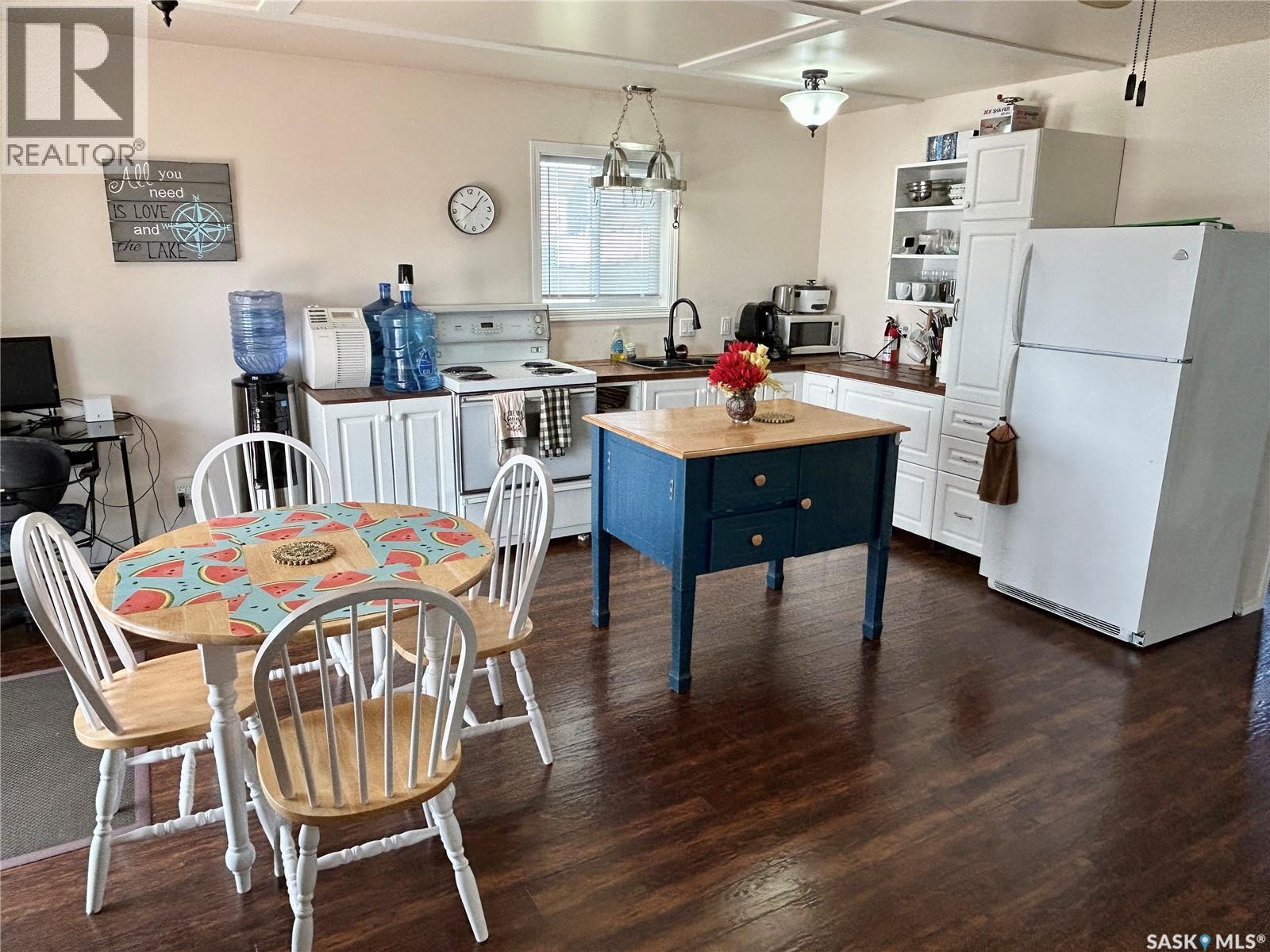 2 Willow Road, Dixon Lake, SK