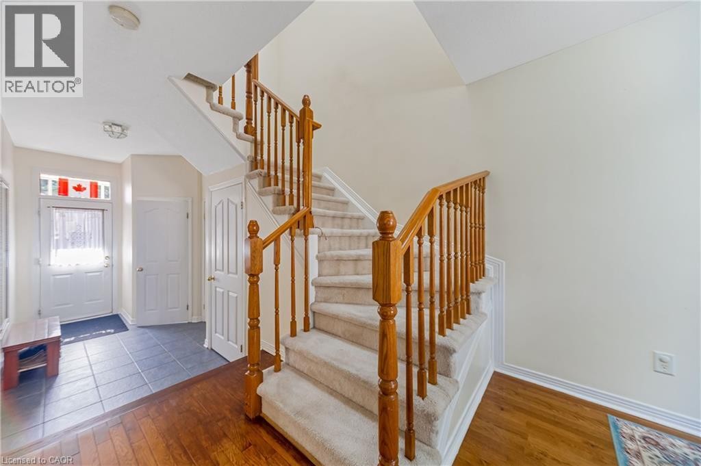 82 Milner Downs Crescent, Ottawa, ON