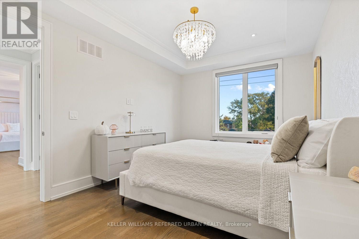 90 Glen Rush Boulevard, Toronto, ON