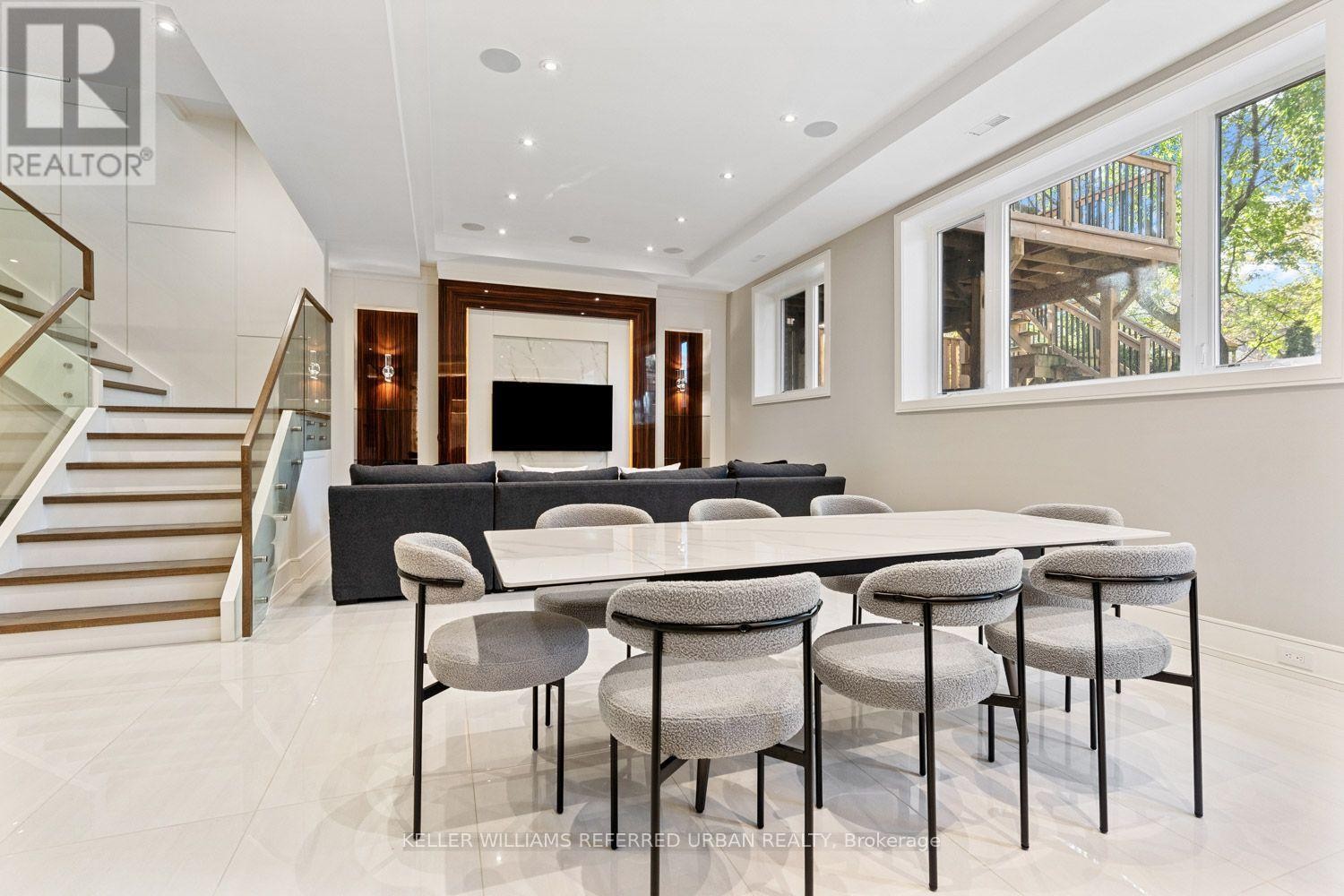 90 Glen Rush Boulevard, Toronto, ON