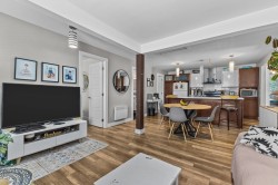 97  - 97A 33e Avenue Bois-Des-Filion, QC J6Z 2C2