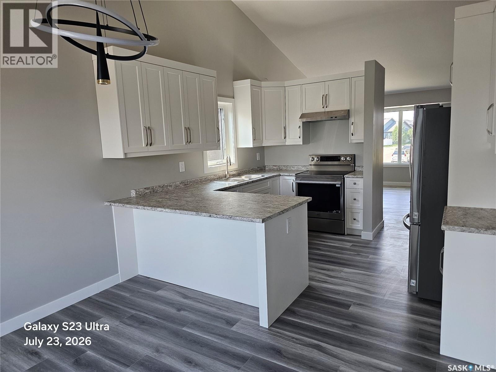 246 Sutter Place, Saskatoon, SK