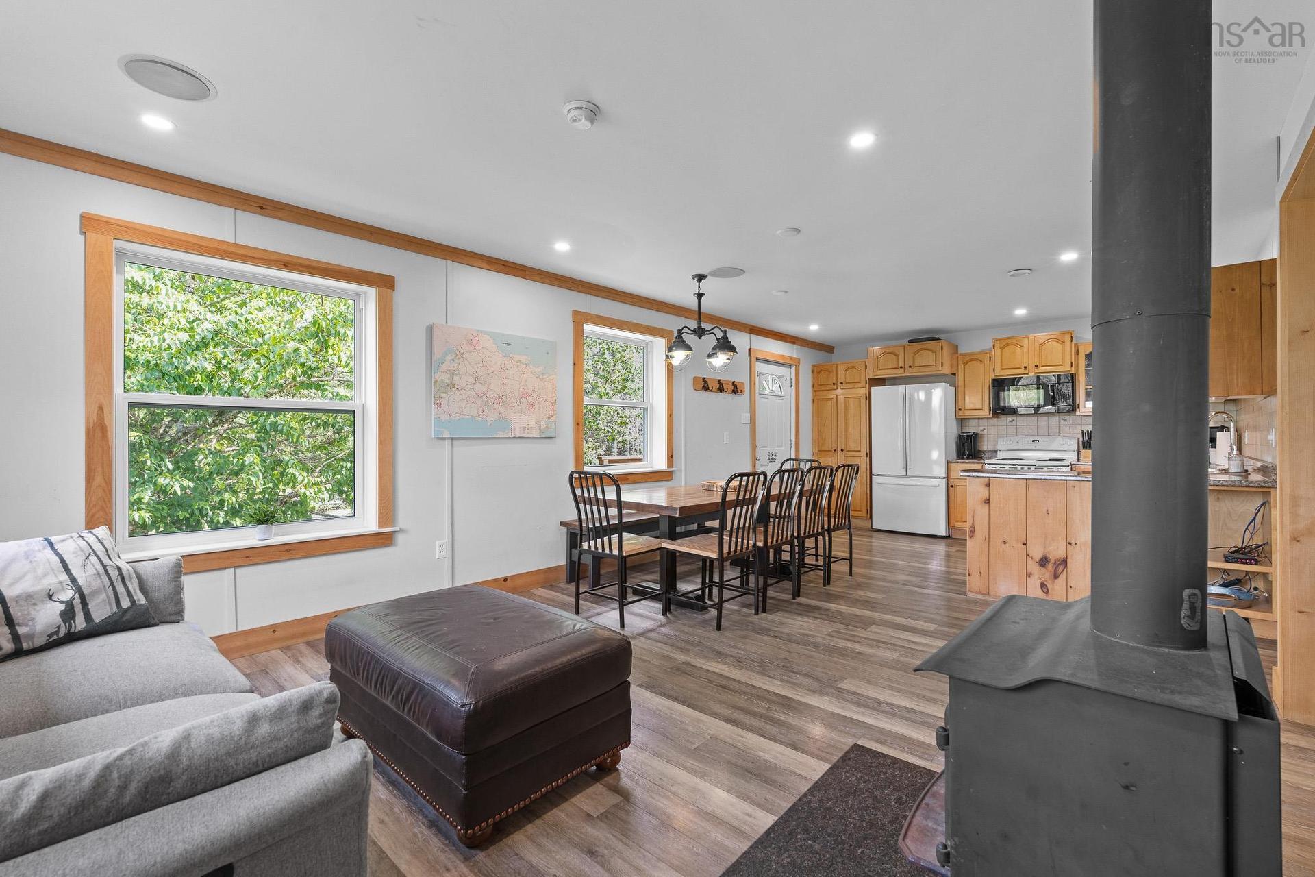 74 Lorenzos Way, Sutherland Lake, NS
