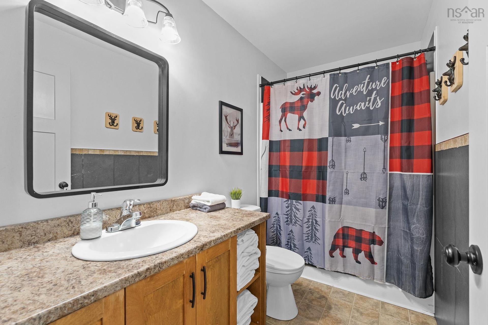 74 Lorenzos Way, Sutherland Lake, NS